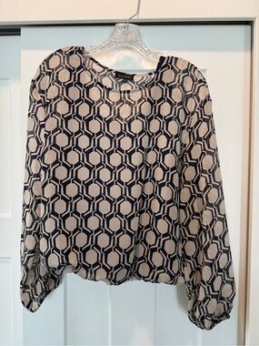 Pleione Geometric Print Long-Sleeve Blouse in Navy and Cream-like new-size L